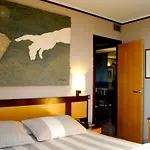 Estela Barcelona Отель 4*