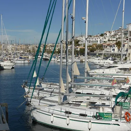 エステラ バルセロナ ホテル シッチェス